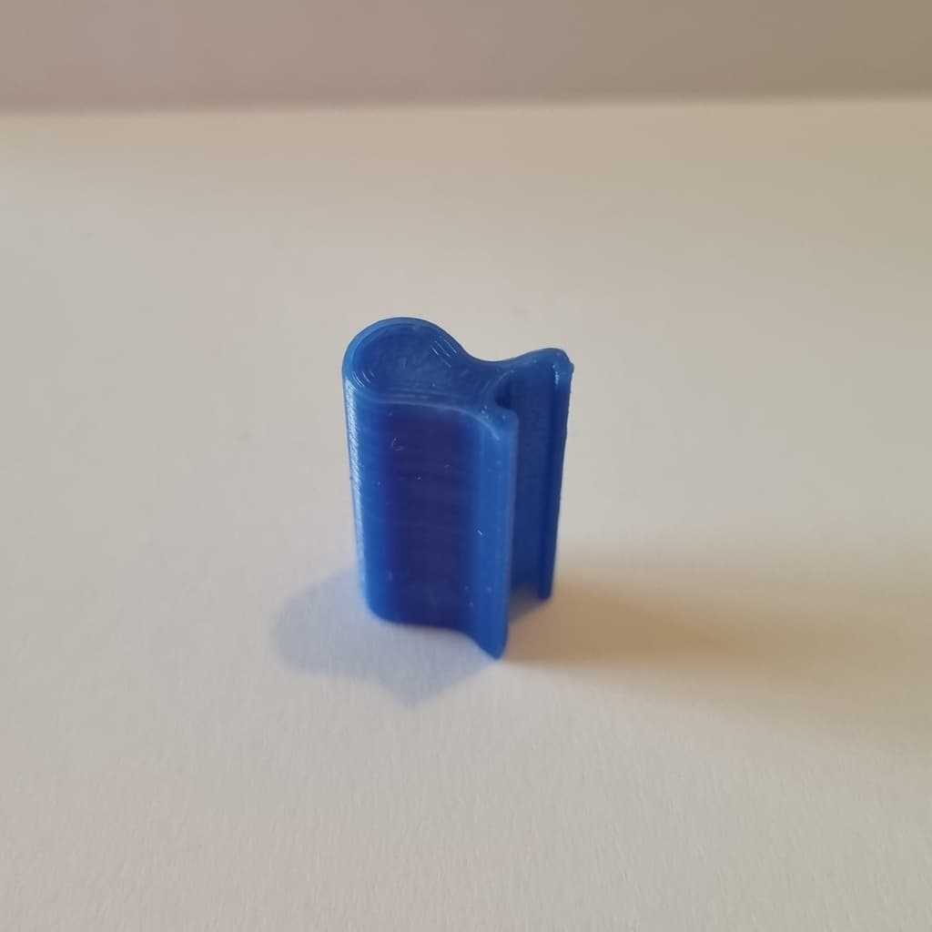 WHOOP 4.0 to 5.0/MG band adapter — Blue