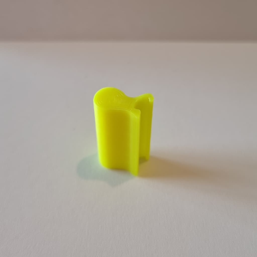 WHOOP 4.0 to 5.0/MG band adapter — Yellow